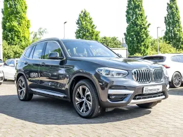BMW X3 xDrive20d A NAVI LED Sound Syst.
