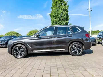 BMW X3 xDrive20d A NAVI LED Sound Syst.
