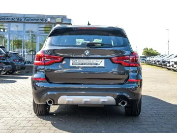 BMW X3 xDrive20d A NAVI LED Sound Syst.