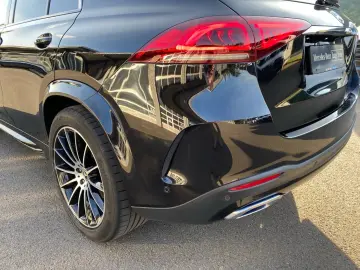 MERCEDES-BENZ GLE 400 d 4M  AMG AHK 3 5t PANO SITZKL…