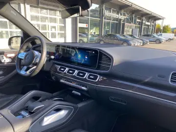MERCEDES-BENZ GLE 400 d 4M  AMG AHK 3 5t PANO SITZKL…