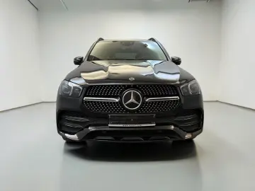 MERCEDES-BENZ GLE 400 d 4M AMG-LINE SITZKLI PANO DIS…