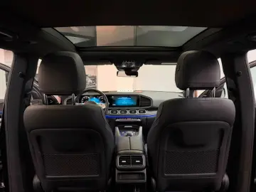 MERCEDES-BENZ GLE 400 d 4M AMG-LINE SITZKLI PANO DIS…