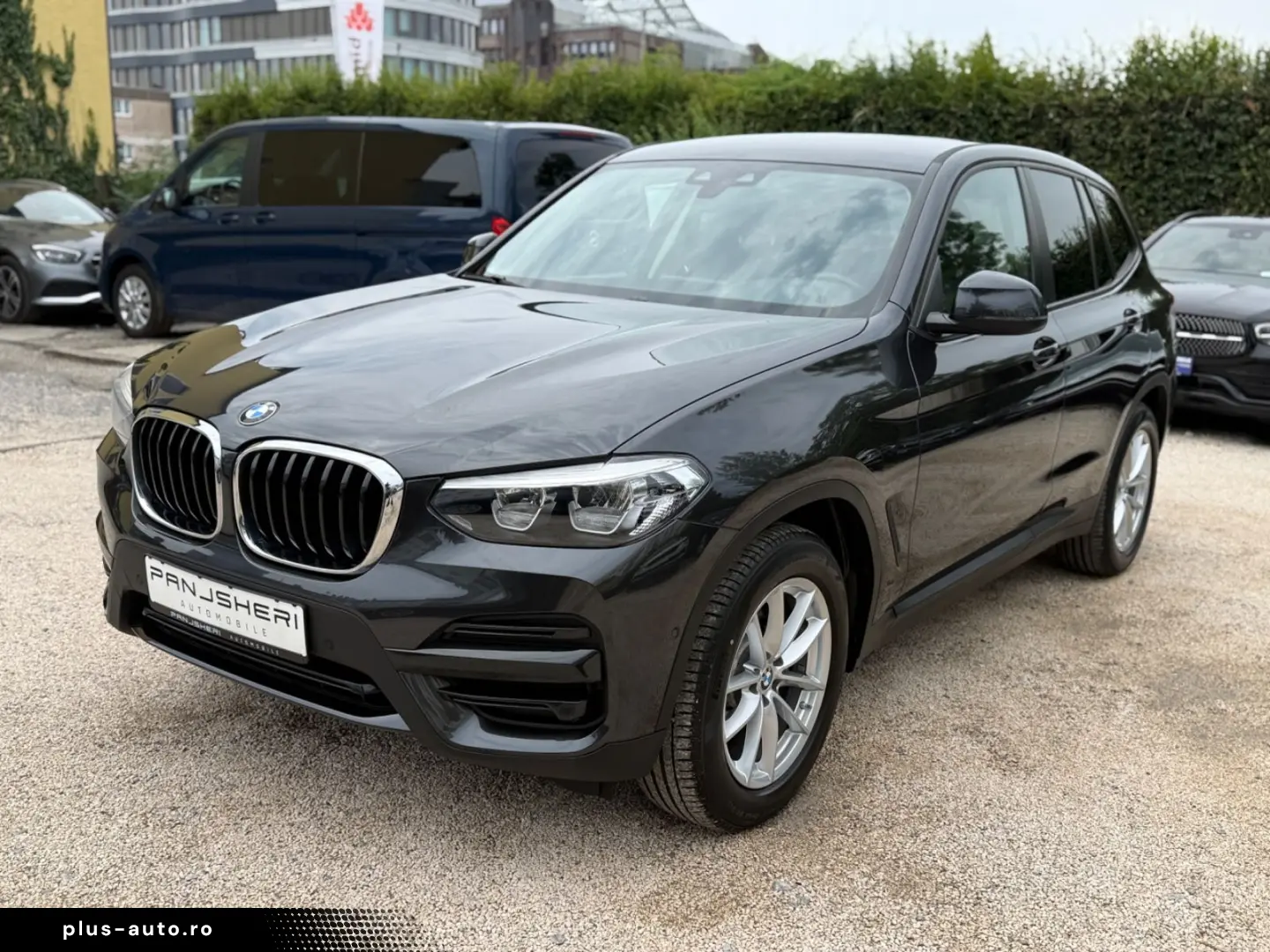 BMW X3 xDrive20d Navi LED AHK Kamera