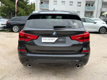 BMW X3 xDrive20d Navi LED AHK Kamera