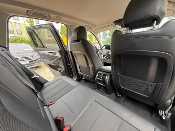 BMW X3 xDrive20d Navi LED AHK Kamera