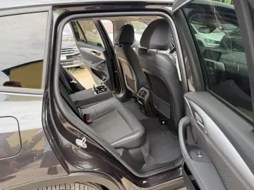 BMW X3 xDrive20d Navi LED AHK Kamera