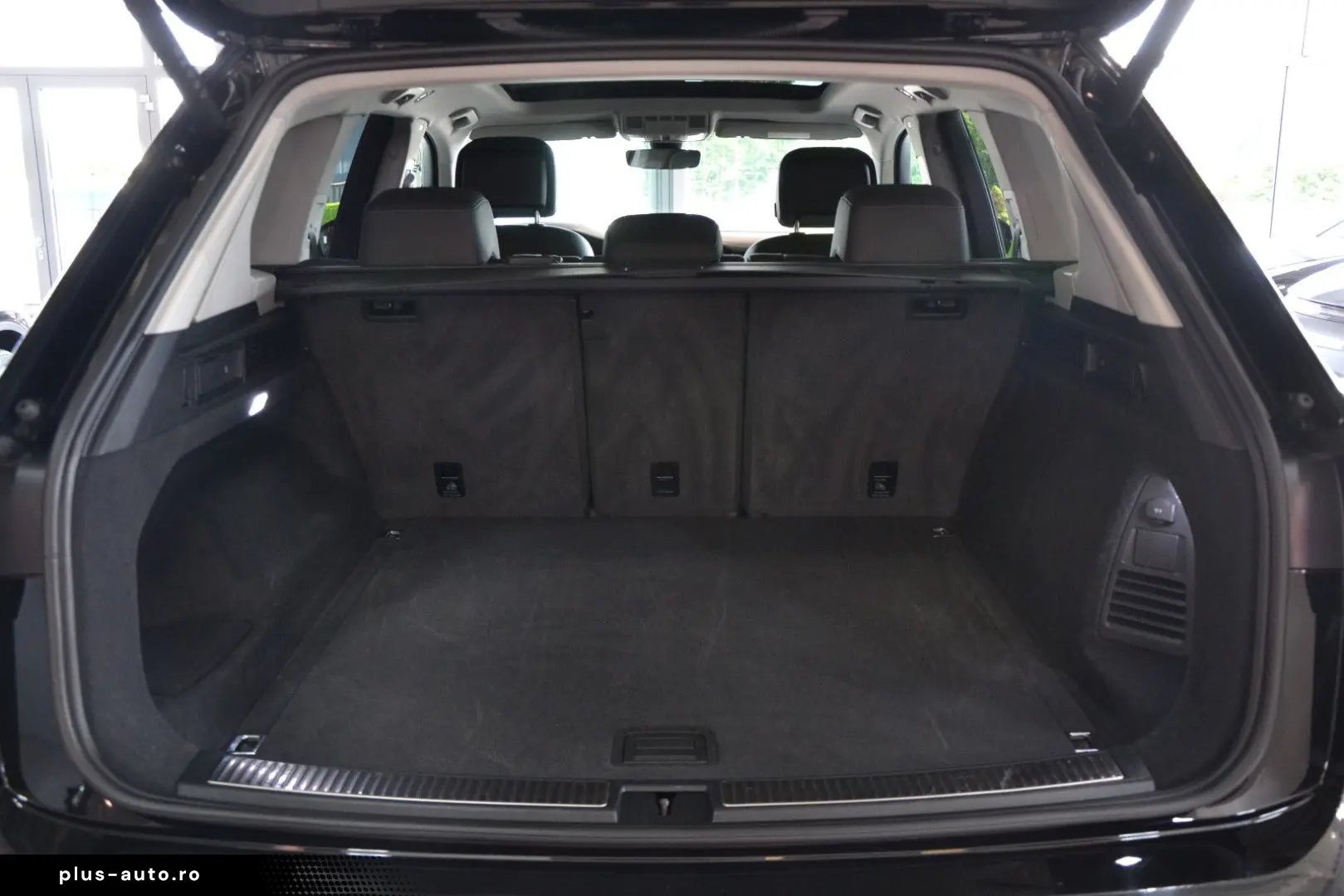 VW Touareg 3.0 TDI 170 kW 4Motion Elegance Panorama
