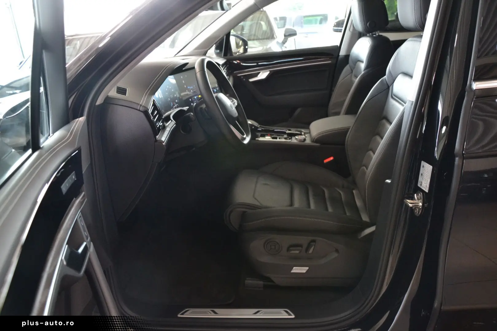 VW Touareg 3.0 TDI 170 kW 4Motion Elegance Panorama