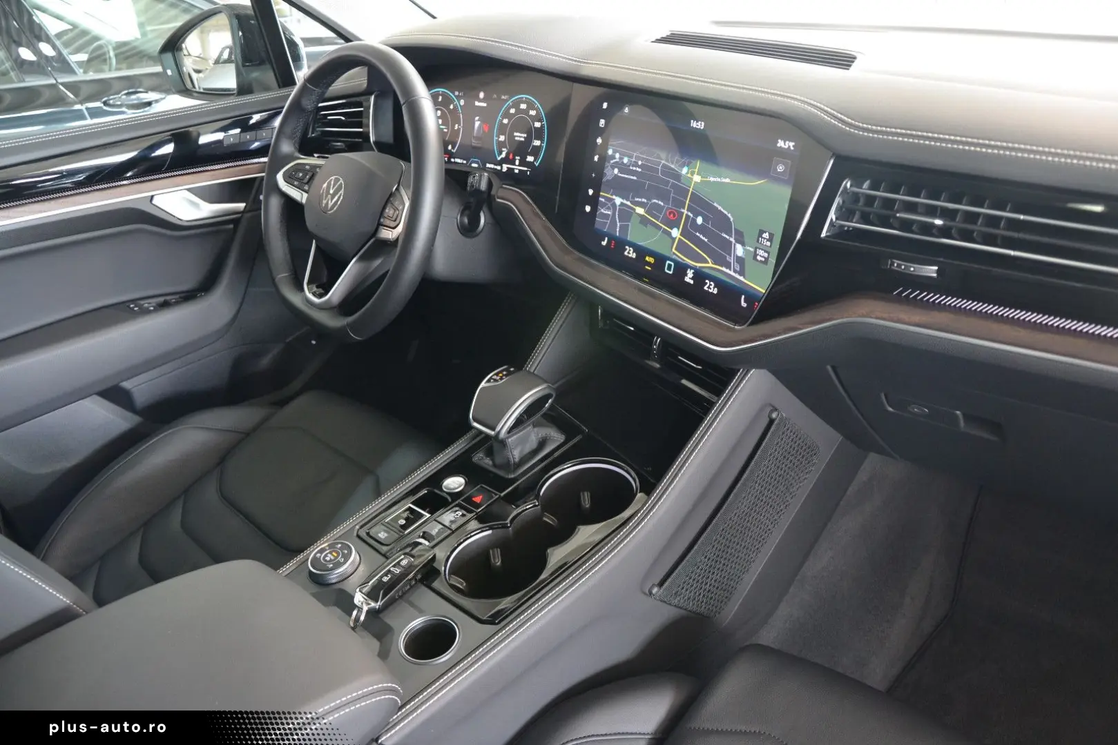 VW Touareg 3.0 TDI 170 kW 4Motion Elegance Panorama