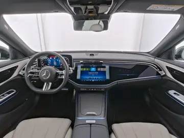 MERCEDES-BENZ E 220 d 4M AMG FAP  SUPERSCREEN 20 sch&hellip;