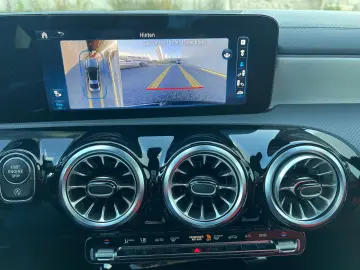 MERCEDES-BENZ CLA 200 Coupe AMG  Panoram  Burmester .360 K