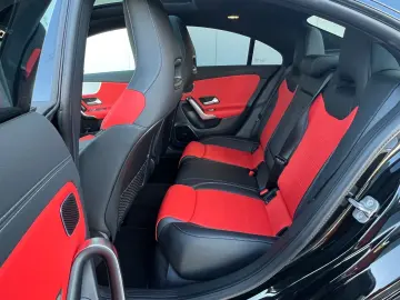 MERCEDES-BENZ CLA 200 Coupe AMG  Panoram  Burmester .360 K