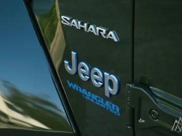 JEEP Wrangler 2.0 4xe Unlimited Sahara Automatik
