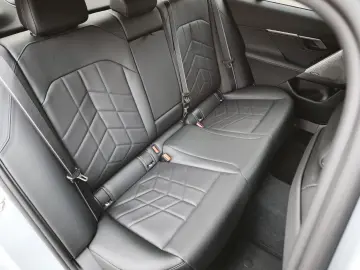 BMW 520d A -M-Sport PRO  Harman Kardon  DAB  20