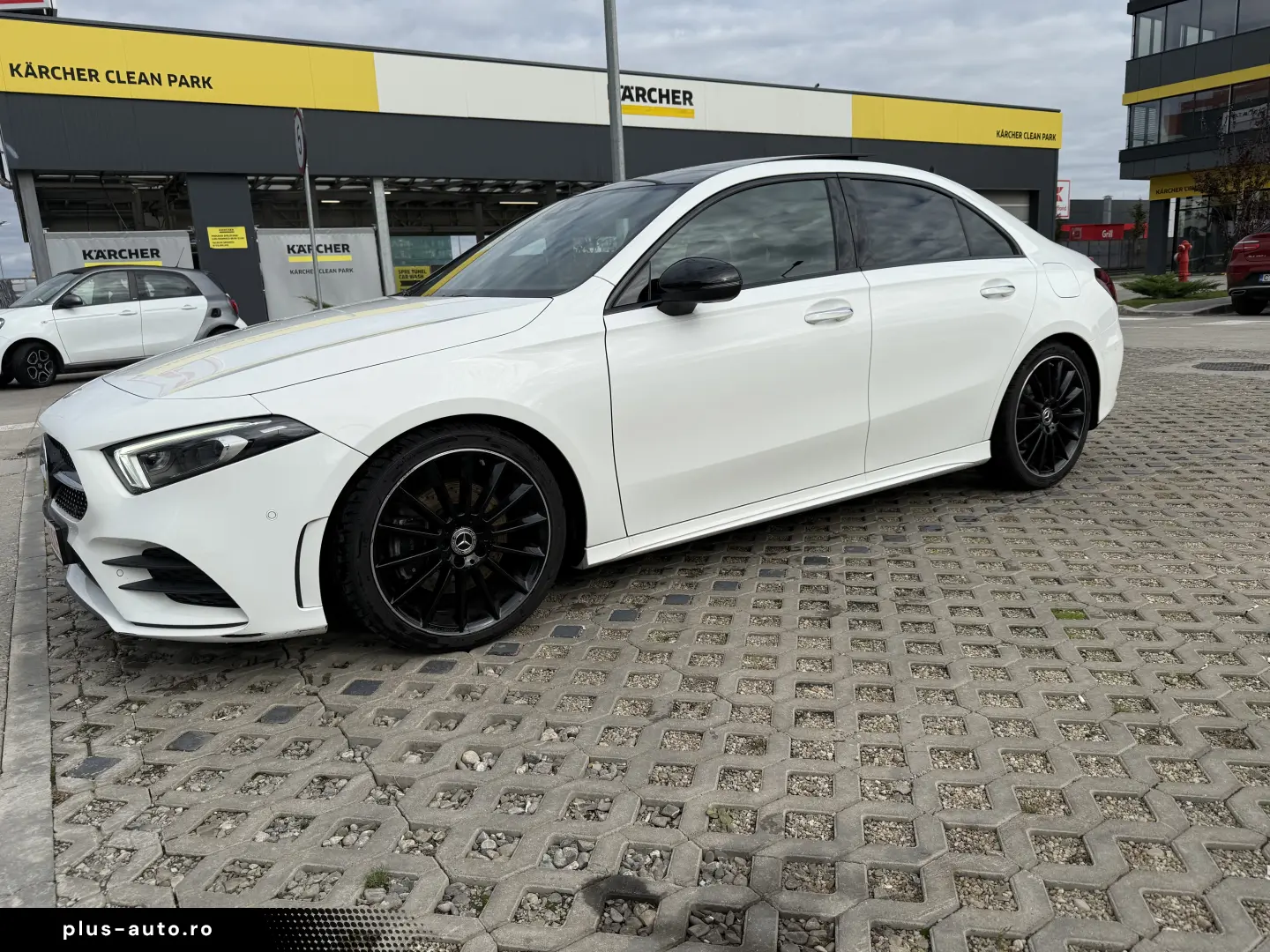 Mercedes-Benz A 220