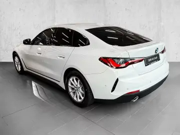 BMW 420i ACC RFK NAVI LED PDC V H DAB LM 17
