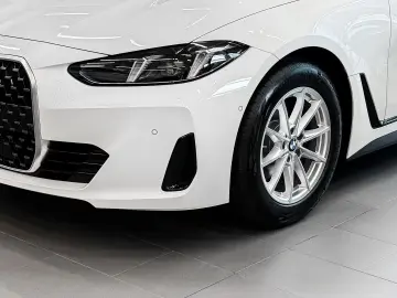 BMW 420i ACC RFK NAVI LED PDC V H DAB LM 17