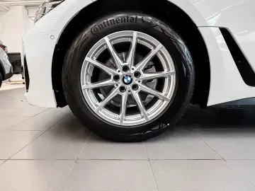 BMW 420i ACC RFK NAVI LED PDC V H DAB LM 17