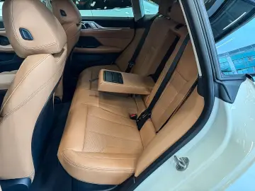 BMW 420i ACC RFK NAVI LED PDC V H DAB LM 17
