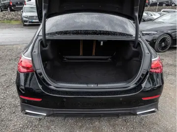 MERCEDES-BENZ E 200 4M AMG-Sport Super 360 Pano Burm…
