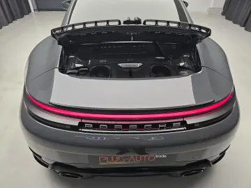 Porsche 911 Carrera 4S facelift