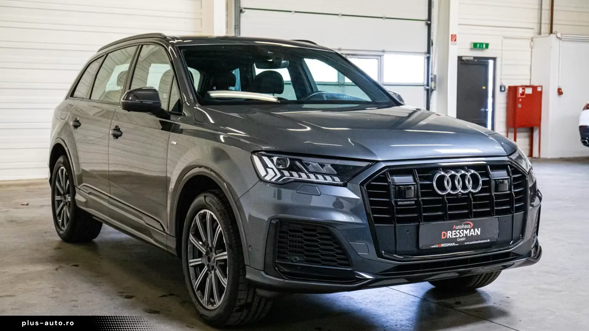 Audi Q7 55 TFSIe S-Line MATRIX PANO