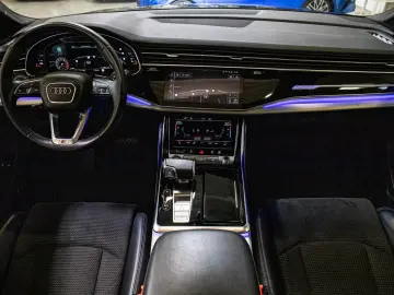 Audi Q7 55 TFSIe S-Line MATRIX PANO