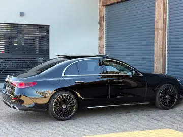 Mercedes-Benz E 200d AMG Advanced  Pano 20 Z 360 ACC