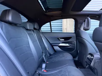 Mercedes-Benz E 200d AMG Advanced  Pano 20 Z 360 ACC