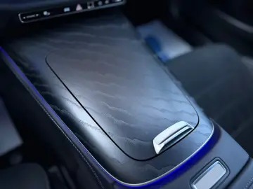Mercedes-Benz E 200d AMG Advanced  Pano 20 Z 360 ACC