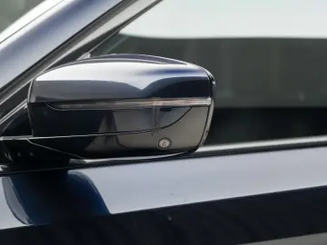 BMW 530E