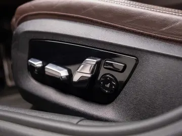 BMW 530E