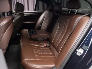 BMW 530E