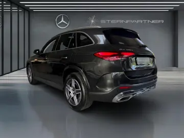 MERCEDES-BENZ GLC 300 e 4M AMG MBUX Memory Ambiente CarPlay