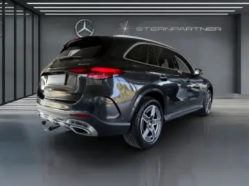 MERCEDES-BENZ GLC 300 e 4M AMG MBUX Memory Ambiente CarPlay