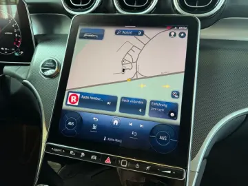 MERCEDES-BENZ GLC 300 e 4M AMG MBUX Memory Ambiente CarPlay