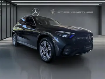 MERCEDES-BENZ GLC 300 e 4M AMG MBUX Memory Ambiente CarPlay