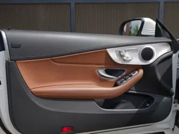 MERCEDES-BENZ C 200 Cabrio Facelift AMG Airscarf Mem…