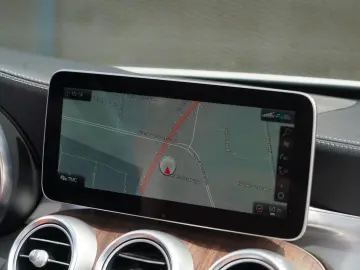 MERCEDES-BENZ C 200 Cabrio Facelift AMG Airscarf Mem…