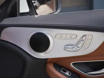 MERCEDES-BENZ C 200 Cabrio Facelift AMG Airscarf Mem…