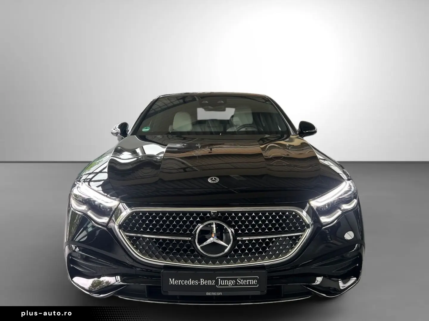 MERCEDES-BENZ E 220 d AMG Burmester 4D360