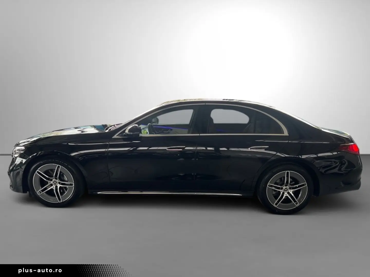 MERCEDES-BENZ E 220 d AMG Burmester 4D360