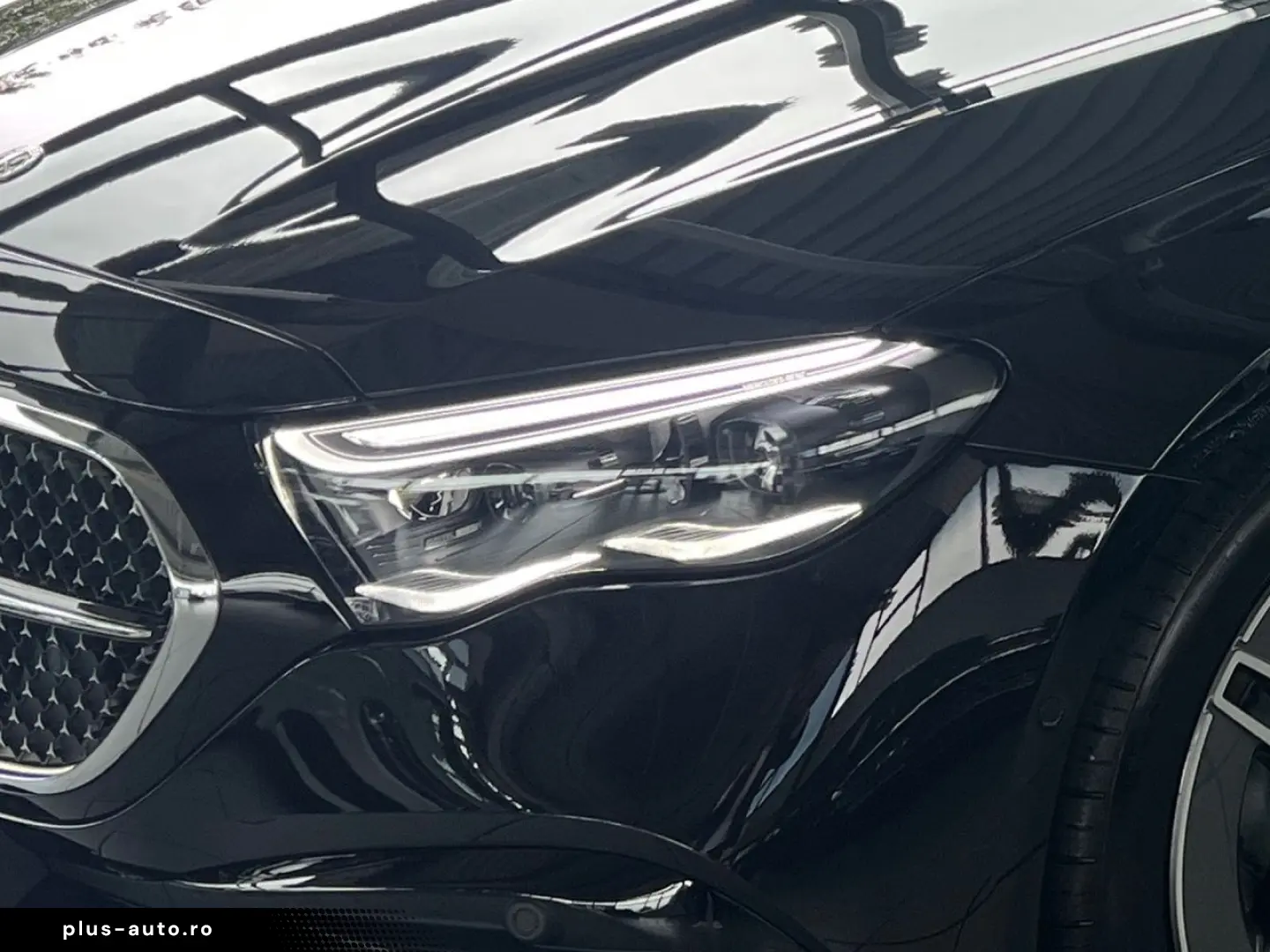 MERCEDES-BENZ E 220 d AMG Burmester 4D360