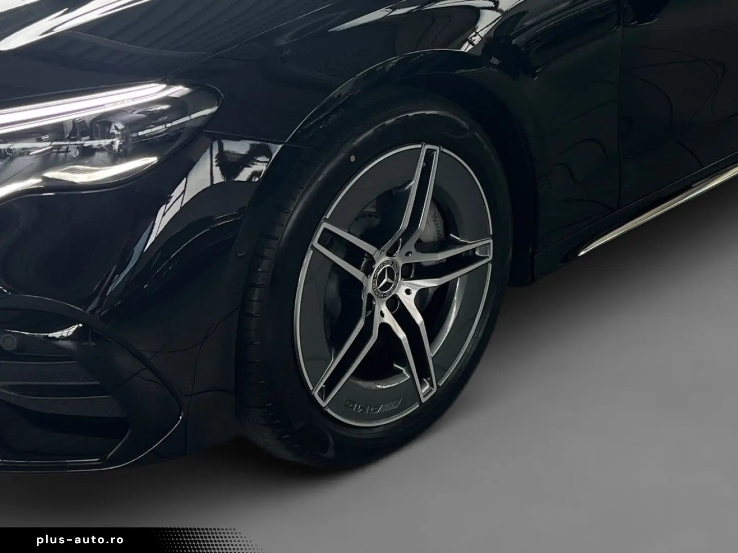 MERCEDES-BENZ E 220 d AMG Burmester 4D360