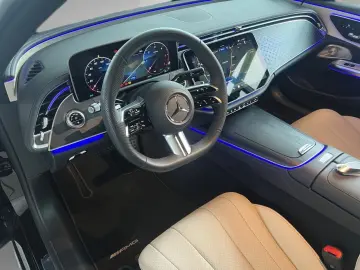 MERCEDES-BENZ E 220 d AMG Burmester 4D360