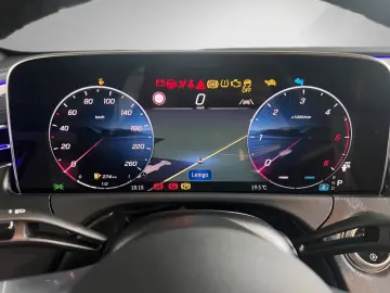 MERCEDES-BENZ E 220 d AMG Burmester 4D360