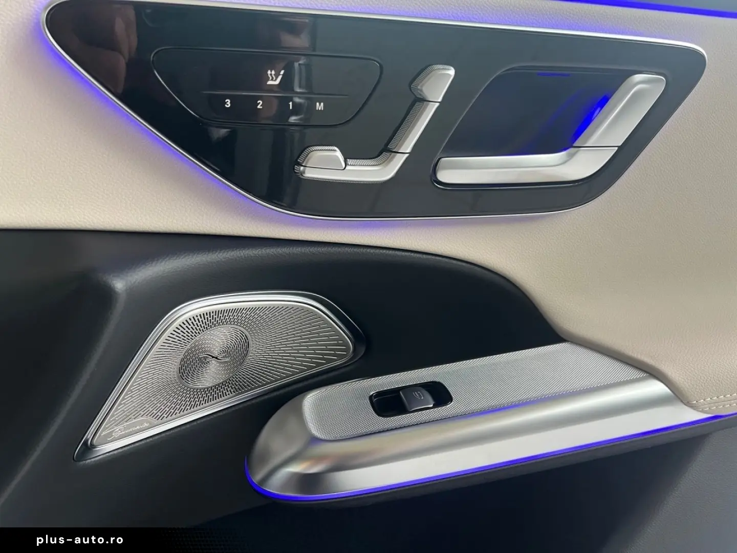 MERCEDES-BENZ E 220 d AMG Burmester 4D360