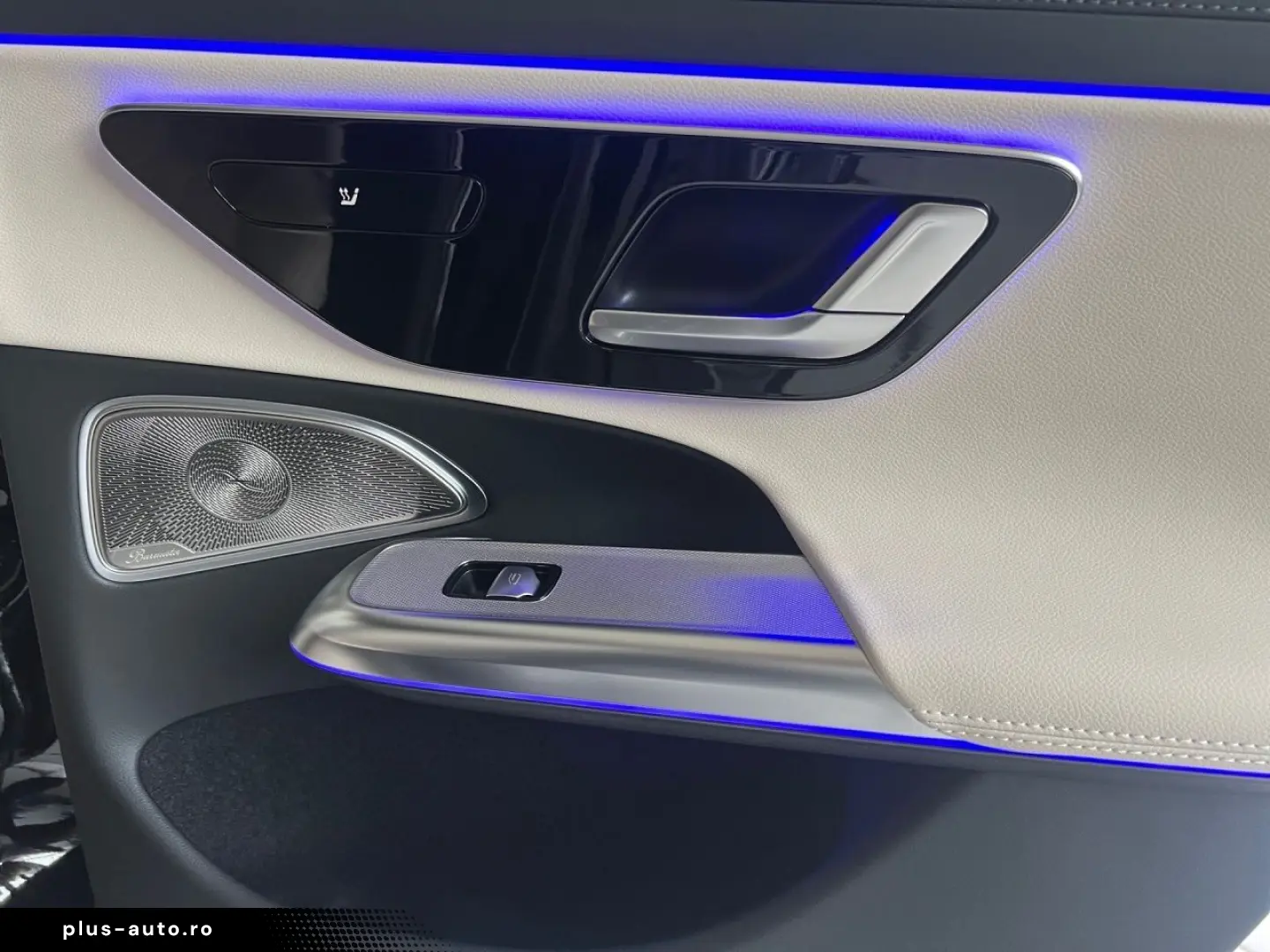 MERCEDES-BENZ E 220 d AMG Burmester 4D360