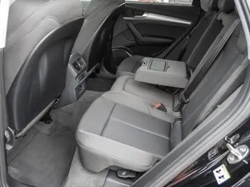 AUDI Q5 adv 50TFSIe qu Stronic Navi LED ACC EPH AHK